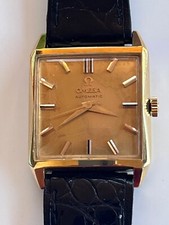 Omega Watch Pyramid 3985 18k