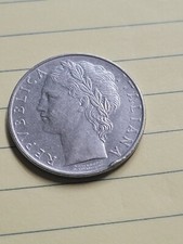 1967 ITALY 100 LIRE COIN ( XF