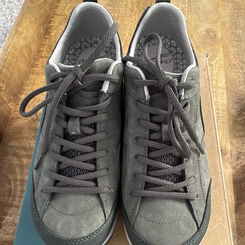 Sneakers basse stringate