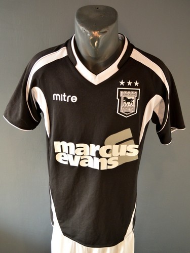 Maglia ipswich town - town, 2010/2011