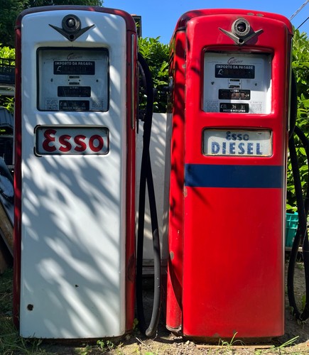 Distributori benzina esso - benzina,