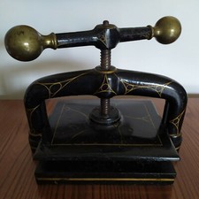 Antica pressa torchio - pressa,