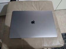 Apple MacBook Pro 16"