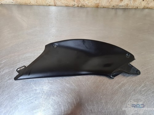 Cache sous réservoir droit