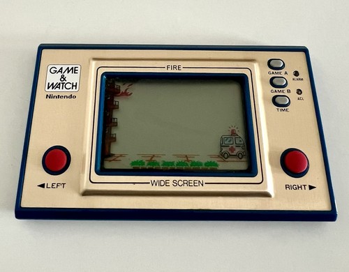 Nintendo game watch - game,