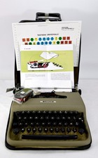 OLIVETTI LETTER 22 TYPEWRITER