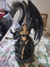 Statua Fata Con Drago