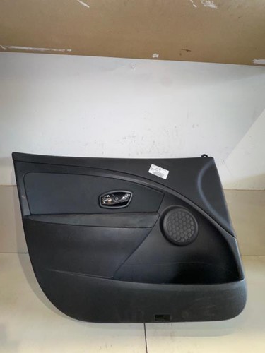 Pannello portiera anteriore