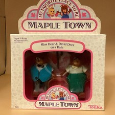 Maple Town Miss Deer & David