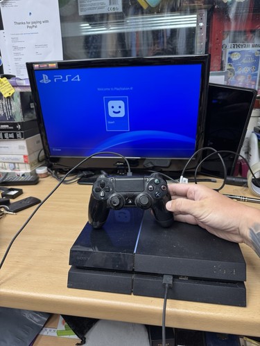 Playstation ps4 500gb in - 4.,