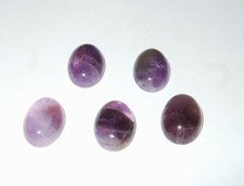 - Cabochon Pietra