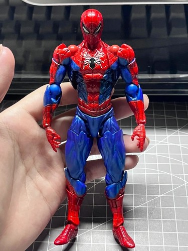 Nuovo revoltech amazing - nuovo,