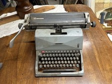 Macchina da Scrivere Olivetti