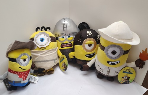 Minions and monsters plush - minions,