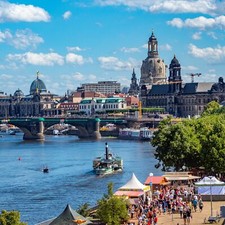 Offerta 4 giorni breve viaggio 3* voucher hotel 2 persone incl. colazione + city card