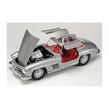 [IT] TAMIYA 1/24 Mercedes-Benz