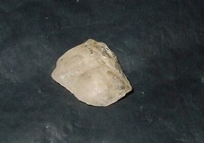 Minerali grezzi - -,