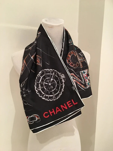 Chanel authentique foulard - chanel,