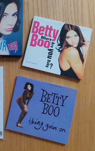 Betty boo singles - singles, lot