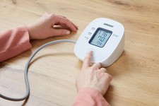 OMRON M2 Basic Misuratore di