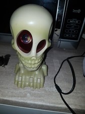 Occhio al Fantasma, Solo Teschio 