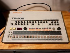 Roland TR-909 Programmable