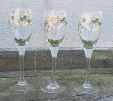 3 FLÛTES À CHAMPAGNE PERRIER
