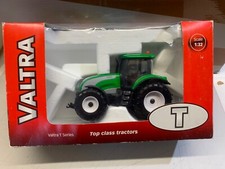 1:32.FATTORIA. TRATTORE VALTRA