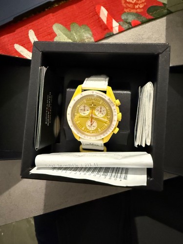 Omega swatch moonswatch - omega,