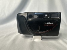 Fotocamera Nikon One Touch 100 punta e scatta pellicola 35mm vintage (leggi)