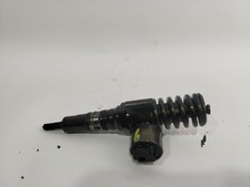 iniettore per AUDI A4 AVANT (8E) 2.0 TDI 03G130073G dmuap1798170