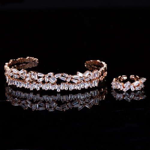 Bracciale aperto placcato oro