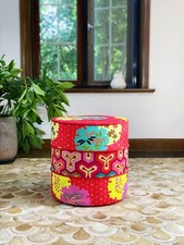 Pouf imbottito per divano