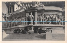 R426185 Roma Altare della