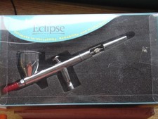 Strumento aerografo Iwata