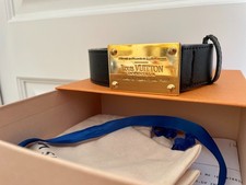 Louis Vuitton fibbia per