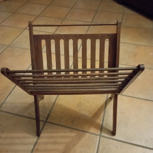 Portariviste pieghevole design