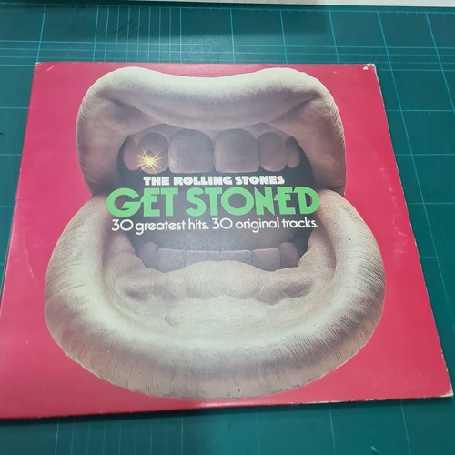 Rolling stones get stoned - rolling,