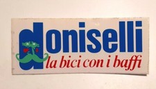 VECCHIO ADESIVO /Old Sticker BIKE BICICLETTA DONISELLI (cm 11 x 4) sfondo bianco