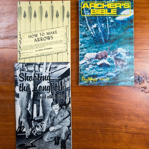 Vintage archery manuals - manuals, lot