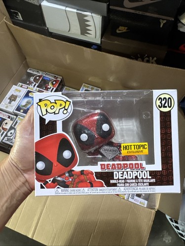 Funko pop marvel deadpool - marvel,
