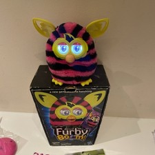 Peluche interattivo Furby Boom