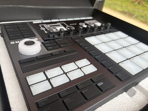 Macchina native instruments - macchina, instruments+