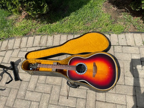 Chitarra acustica vintage