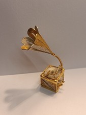 Grammofono in filigrana e