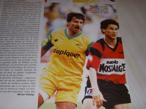 Football coupure couleur - coupure,