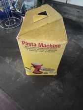 Pasta Machine W/4 Pasta Forms
