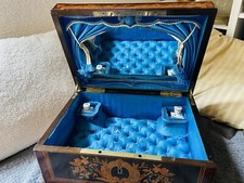 COFFRET A Bijoux Signé  TAHAN