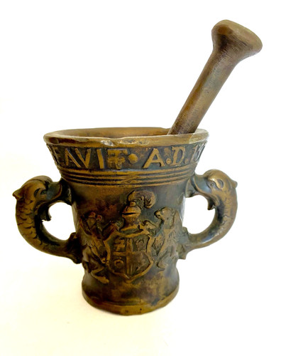 Antico mortaio bronzo con - in,