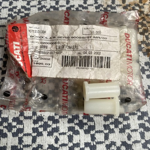 71210133a ducati monster - ducati, 2x